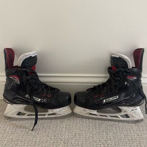 BAUER VAPOR X800 ICE HOCKEY SKATES Size 5EE